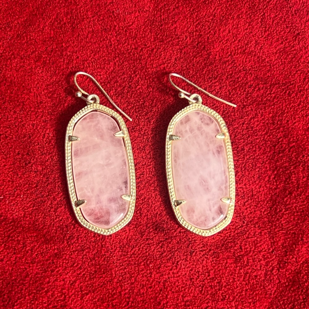 Kendra Scott Elle Gold Drop Earrings in Rose Quartz